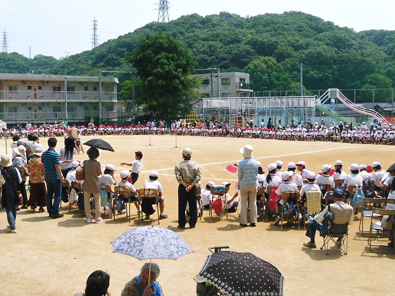 http://www.gogyofuku.co.jp/kan/entryimg/20110604undokai02.JPG